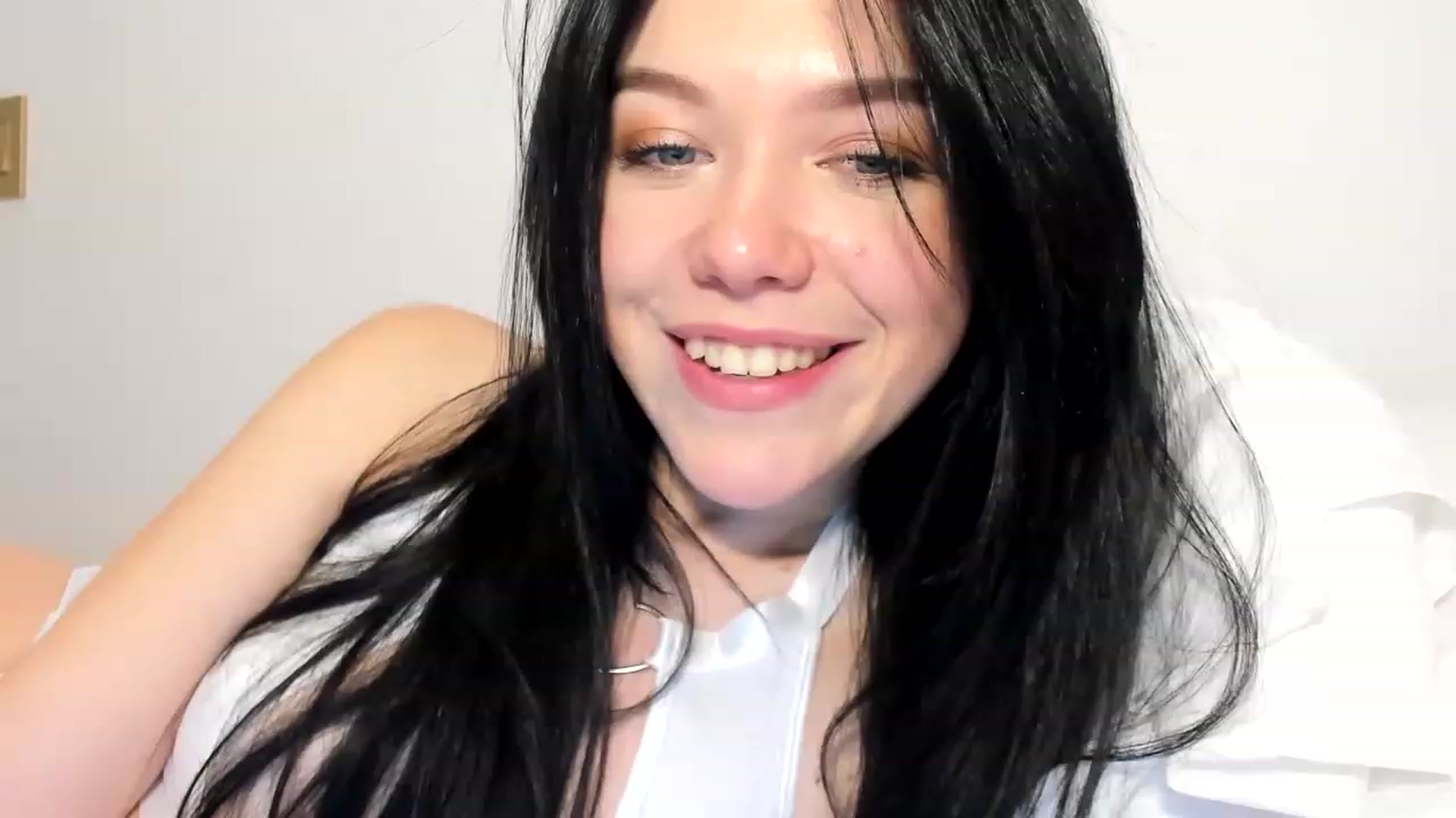 Gallery image thumbnail from Nancy_Morris's myfreecams stream on, 02/10/2023, 02:46 image 18 of 20