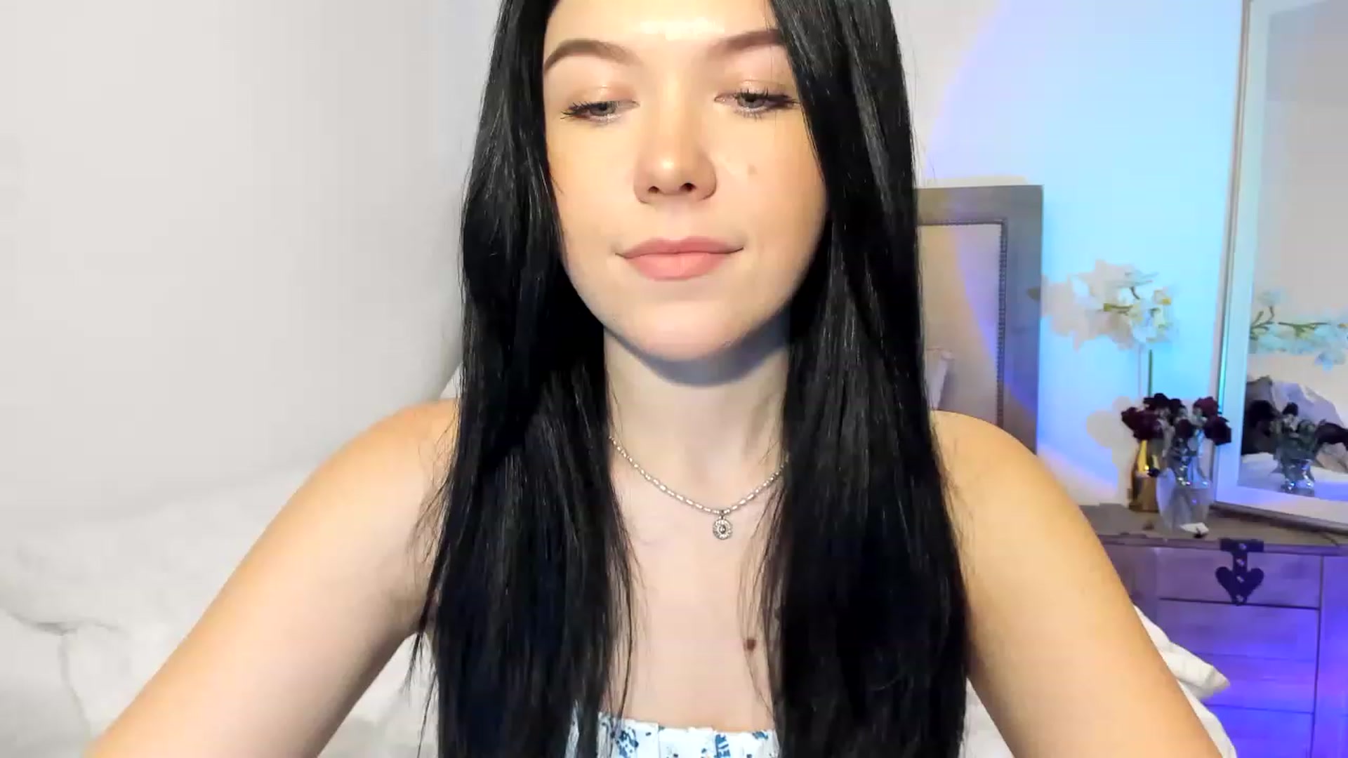 Gallery image thumbnail from Nancy_Morris's myfreecams stream on, 02/10/2023, 22:56 image 8 of 20