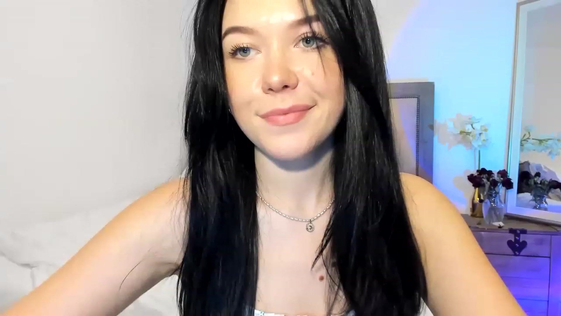 Gallery image thumbnail from Nancy_Morris's myfreecams stream on, 02/10/2023, 22:56 image 17 of 20