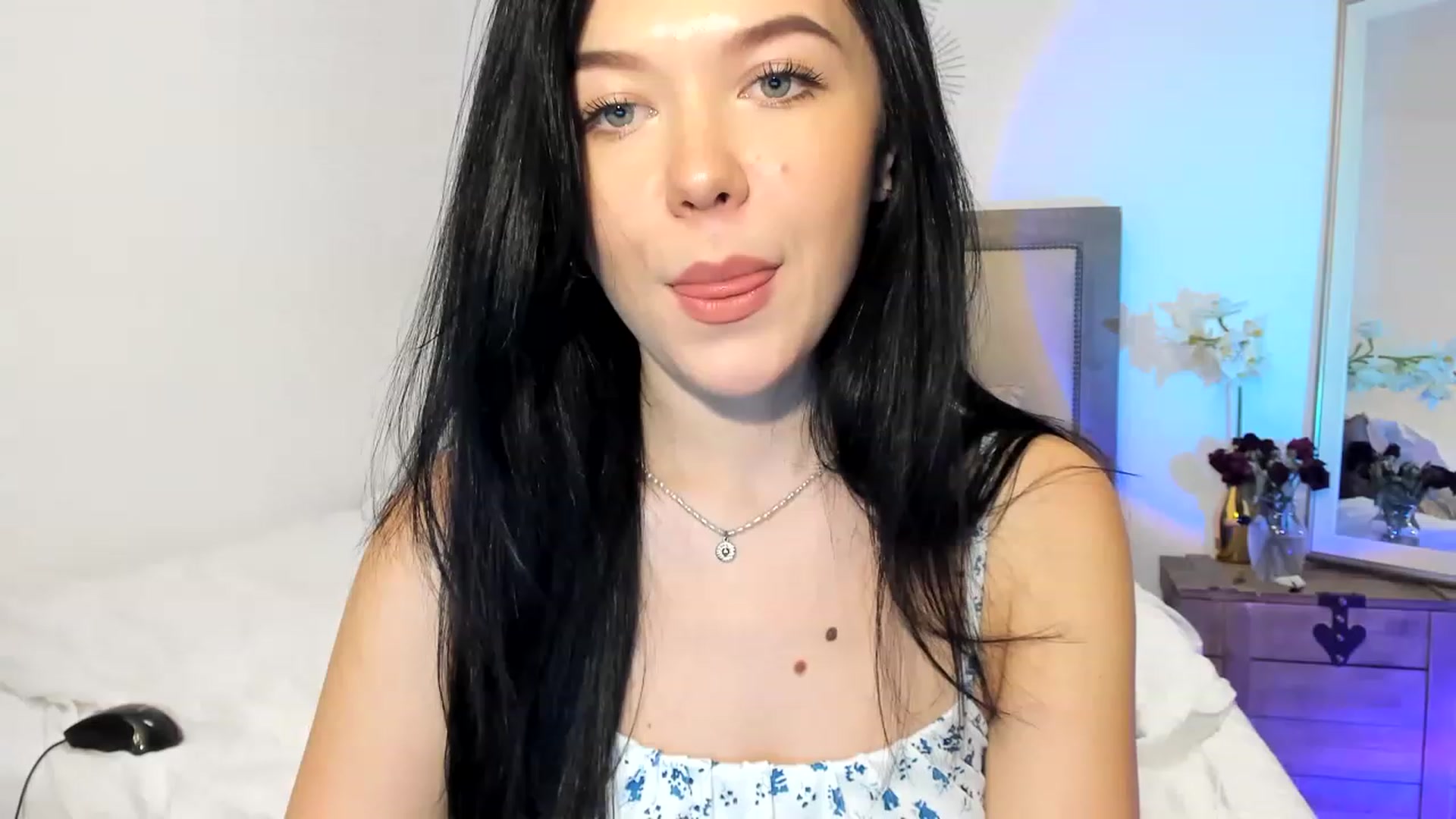 Gallery image thumbnail from Nancy_Morris's myfreecams stream on, 02/11/2023, 24:05 image 11 of 20