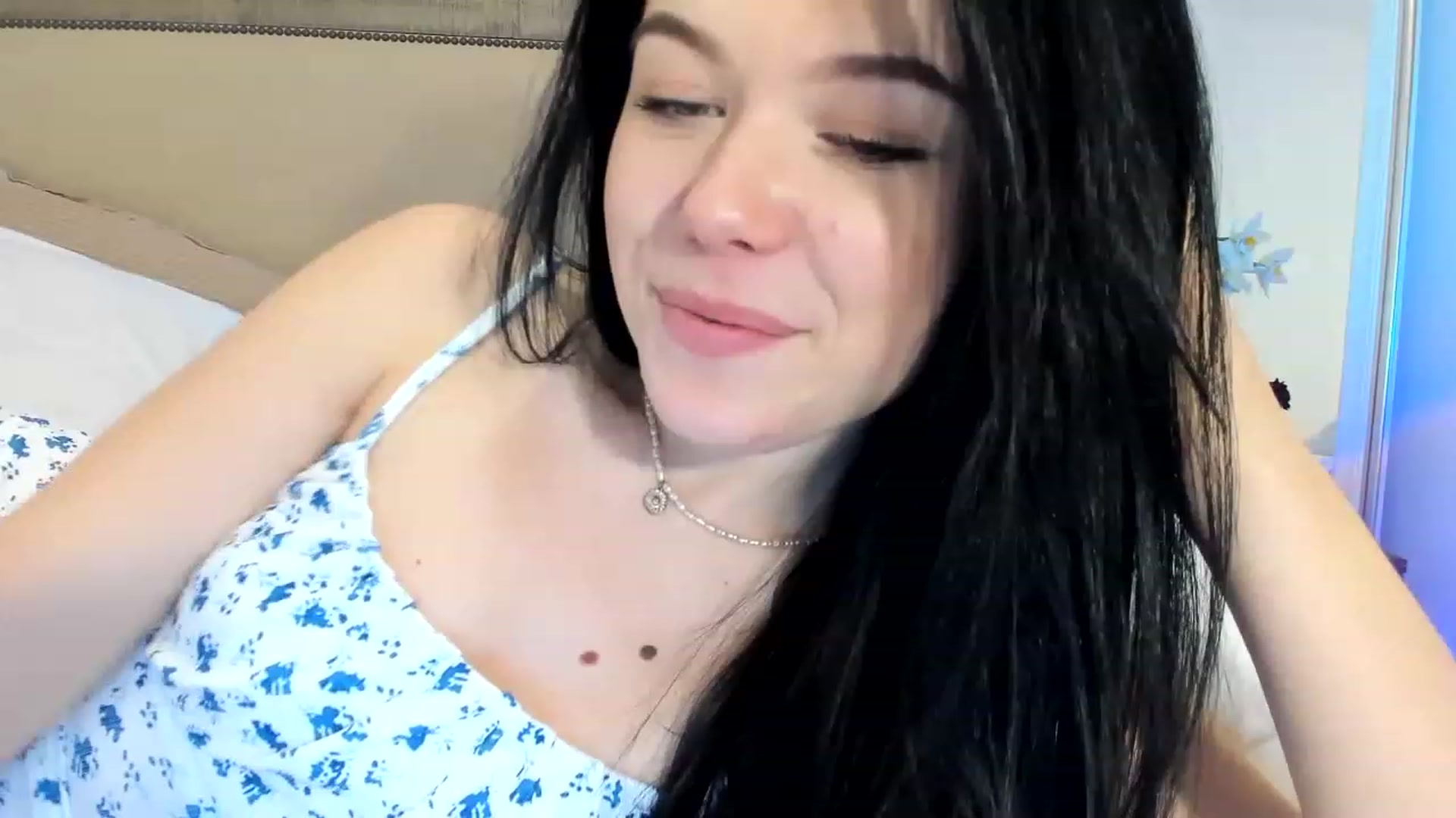 Gallery image thumbnail from Nancy_Morris's myfreecams stream on, 02/11/2023, 02:12 image 8 of 20