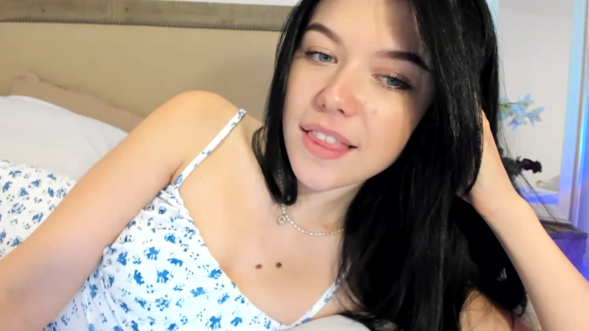 Gallery image thumbnail from Nancy_Morris's myfreecams stream on, 02/11/2023, 02:12 image 14 of 20