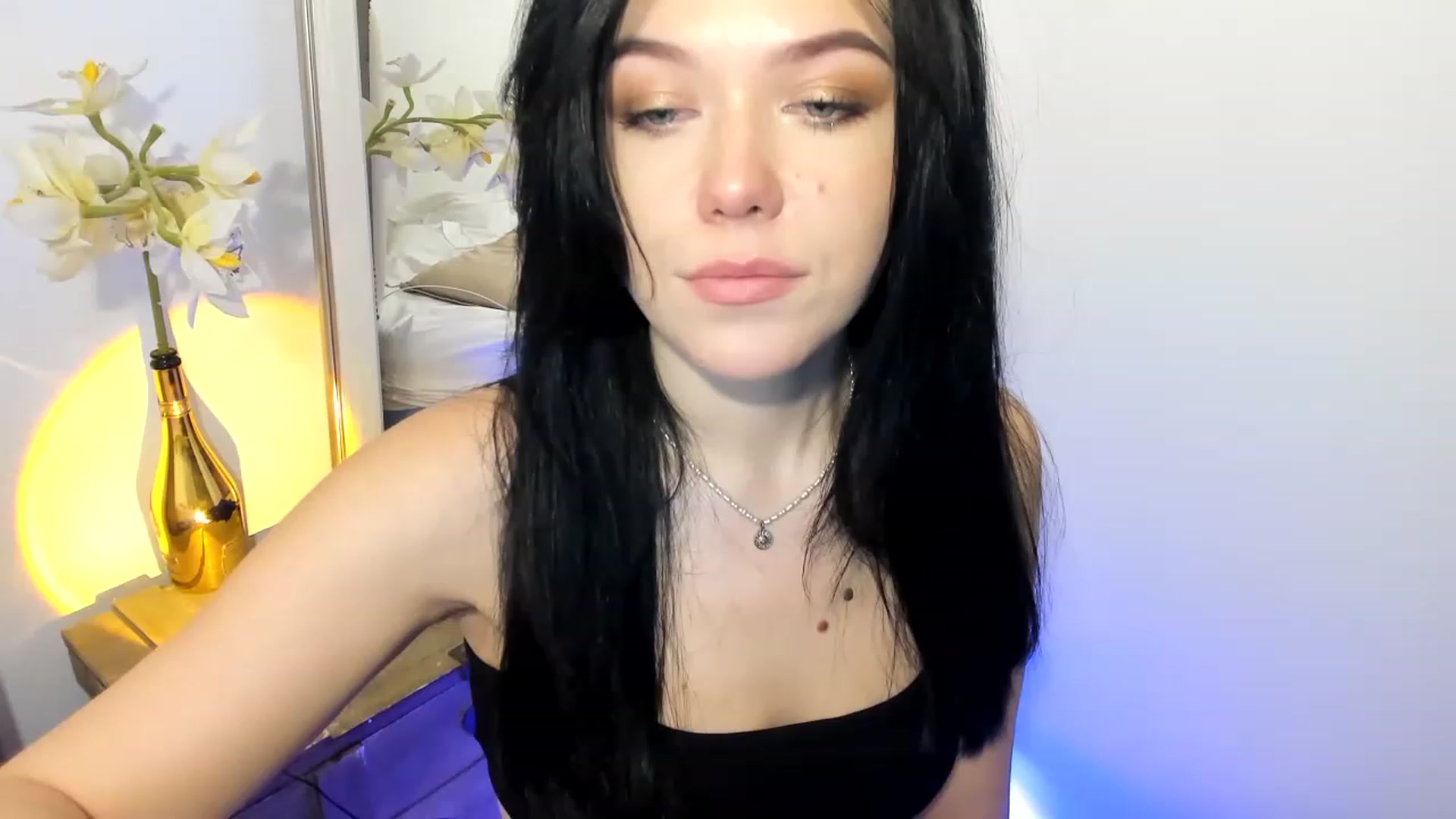 Gallery image thumbnail from Nancy_Morris's myfreecams stream on, 02/11/2023, 23:41 image 7 of 20