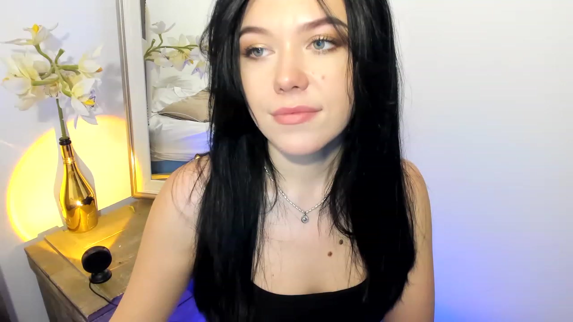 Gallery image thumbnail from Nancy_Morris's myfreecams stream on, 02/11/2023, 23:41 image 12 of 20
