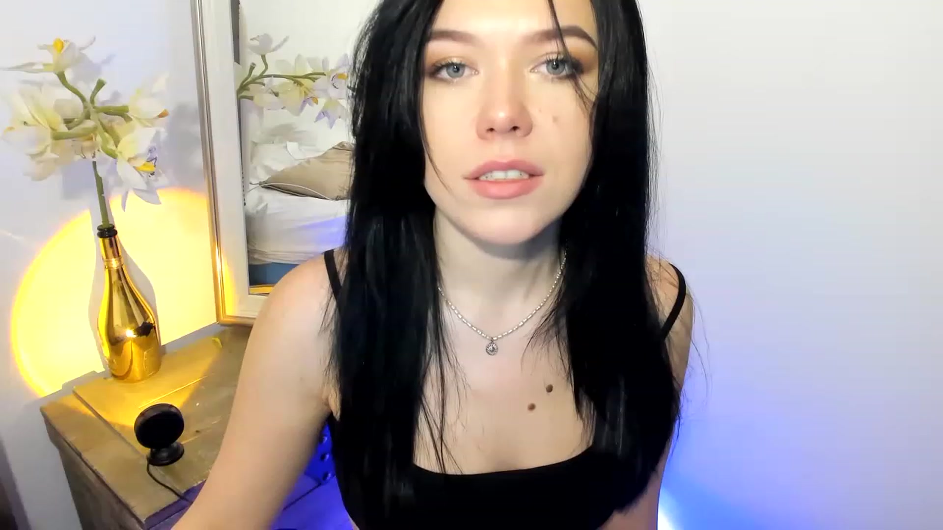 Gallery image thumbnail from Nancy_Morris's myfreecams stream on, 02/11/2023, 23:41 image 17 of 20