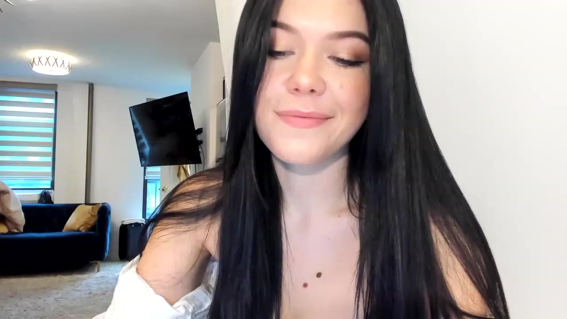 Gallery image thumbnail from Nancy_Morris's myfreecams stream on, 02/12/2023, 21:05 image 14 of 20