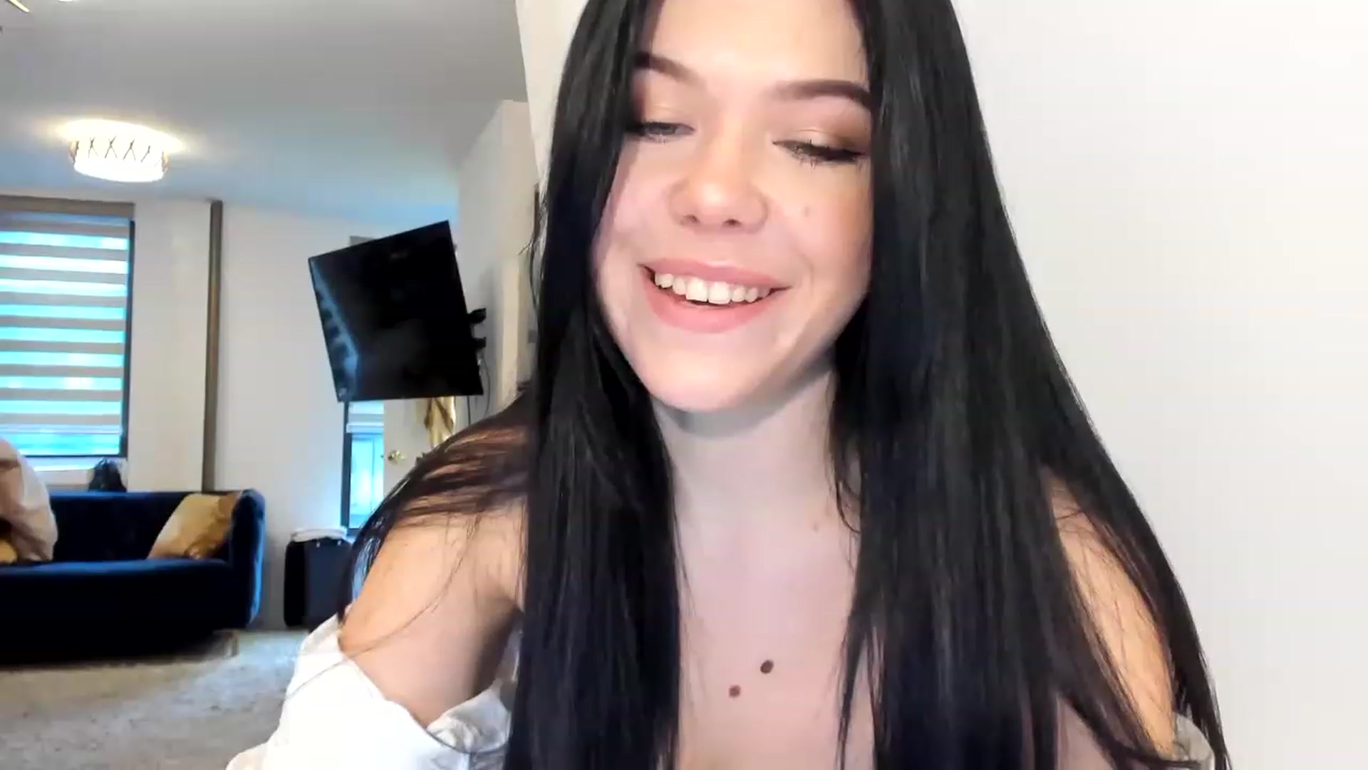 Gallery image thumbnail from Nancy_Morris's myfreecams stream on, 02/12/2023, 21:05 image 13 of 20