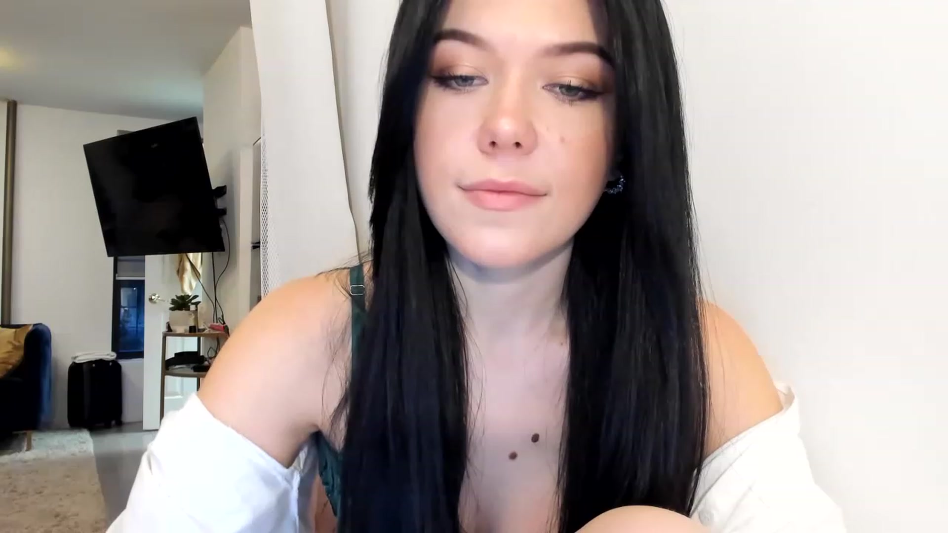 Gallery image thumbnail from Nancy_Morris's myfreecams stream on, 02/12/2023, 23:20 image 4 of 20