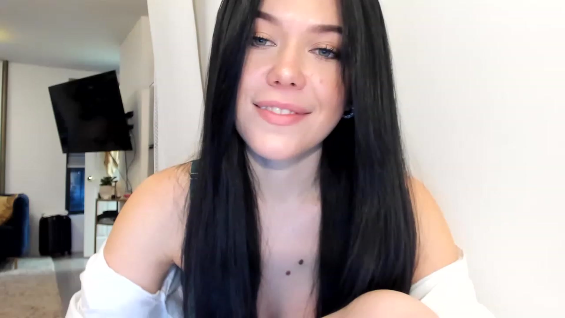 Gallery image thumbnail from Nancy_Morris's myfreecams stream on, 02/12/2023, 23:20 image 3 of 20