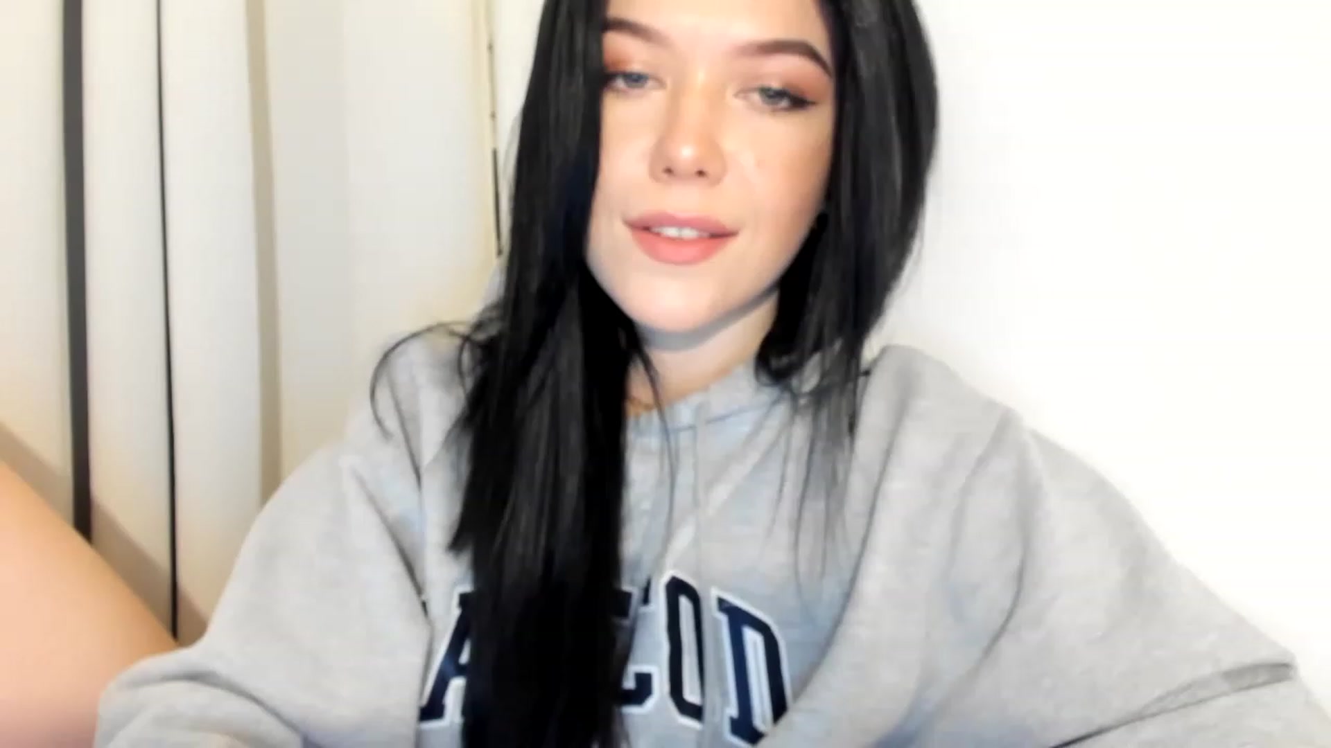Gallery image thumbnail from Nancy_Morris's myfreecams stream on, 02/13/2023, 21:34 image 6 of 20