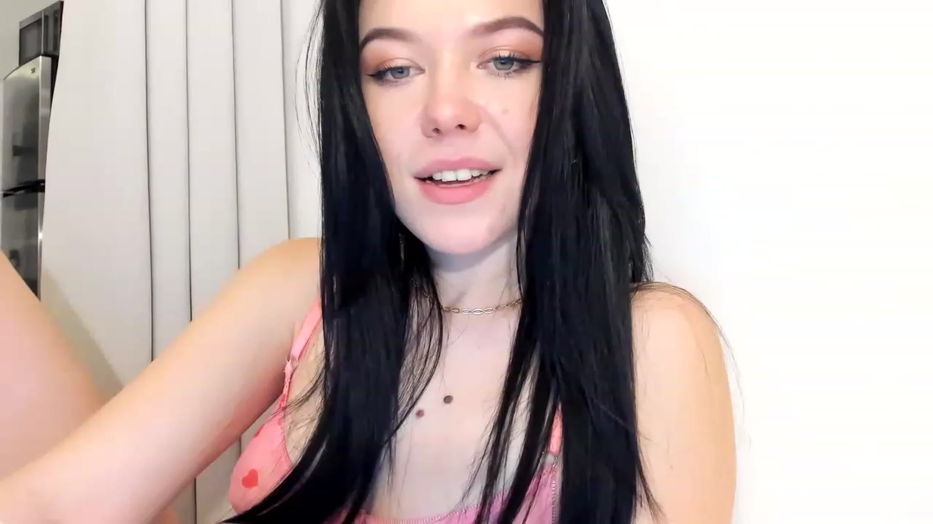Gallery image thumbnail from Nancy_Morris's myfreecams stream on, 02/14/2023, 02:31 image 4 of 20