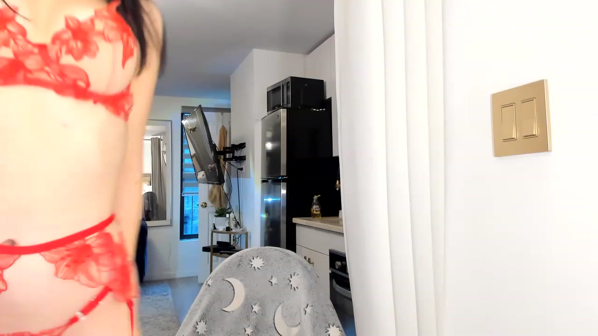 Gallery image thumbnail from Nancy_Morris's myfreecams stream on, 02/14/2023, 22:43 image 15 of 20
