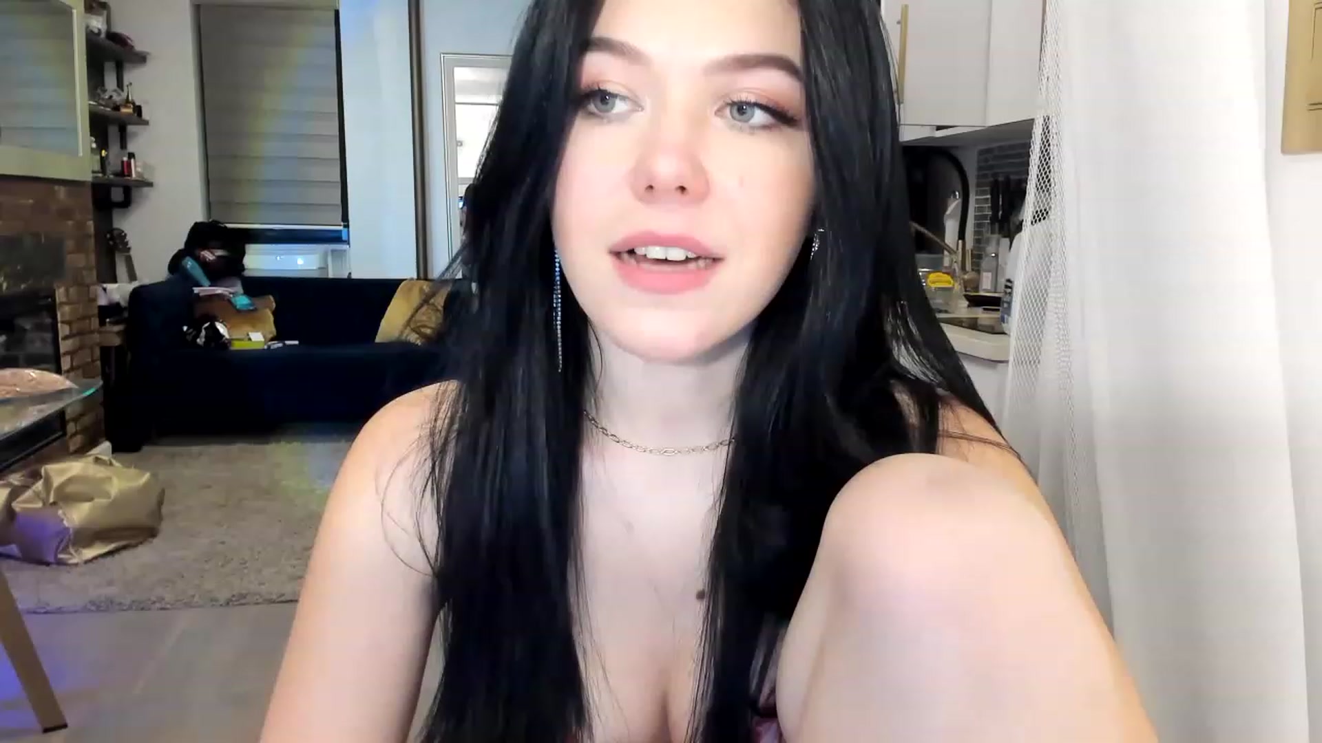 Gallery image thumbnail from Nancy_Morris's myfreecams stream on, 02/15/2023, 03:52 image 16 of 20