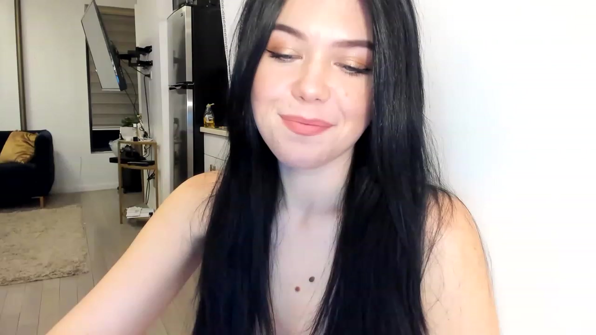 Gallery image thumbnail from Nancy_Morris's myfreecams stream on, 02/17/2023, 01:57 image 15 of 20