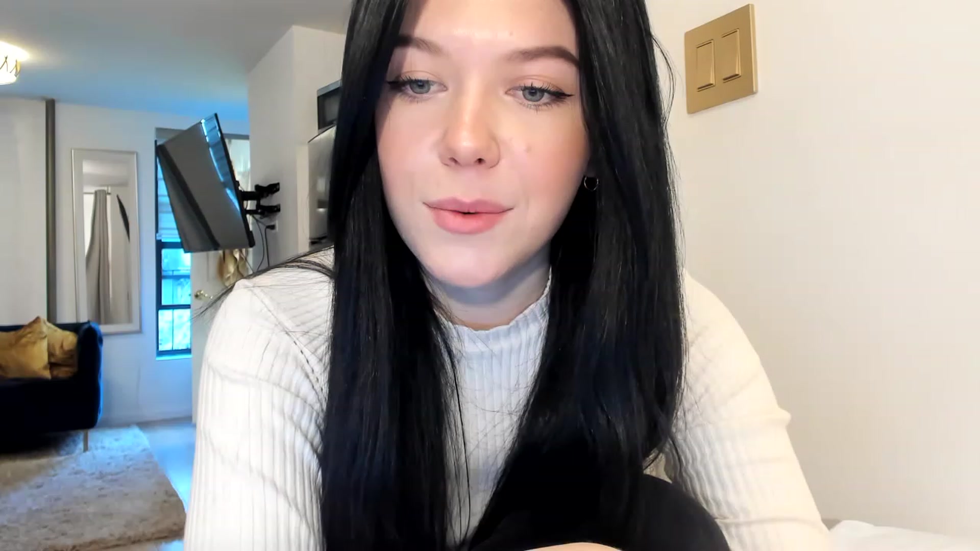 Gallery image thumbnail from Nancy_Morris's myfreecams stream on, 02/20/2023, 21:54 image 11 of 20