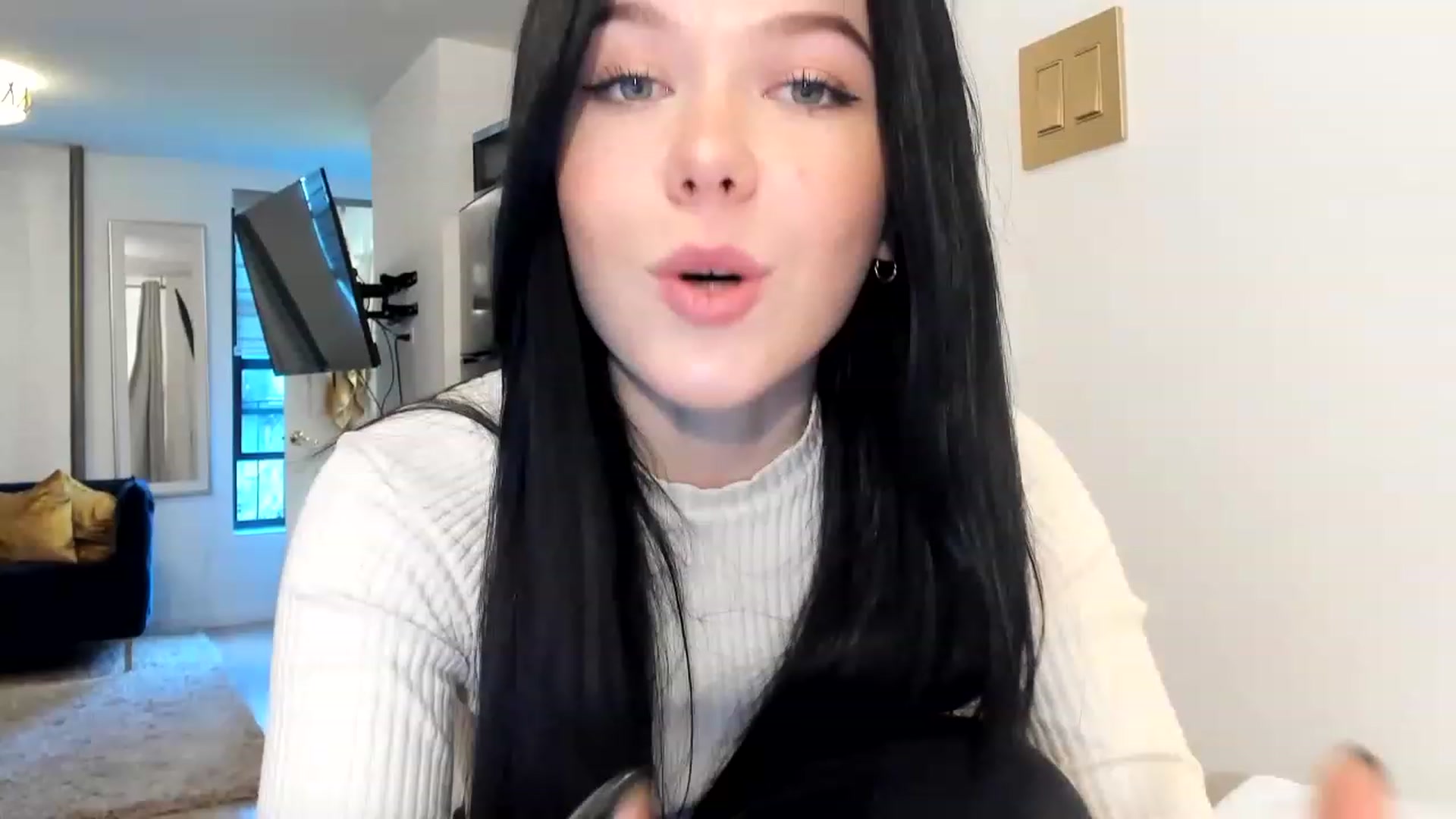 Gallery image thumbnail from Nancy_Morris's myfreecams stream on, 02/20/2023, 21:54 image 12 of 20