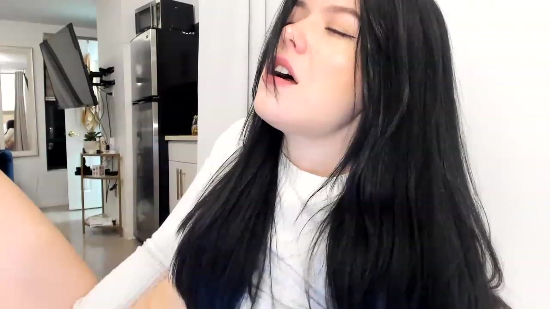 Gallery image thumbnail from Nancy_Morris's myfreecams stream on, 02/21/2023, 24:37 image 17 of 20