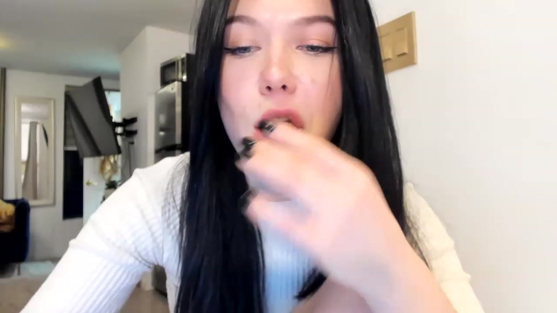 Gallery image thumbnail from Nancy_Morris's myfreecams stream on, 02/21/2023, 24:37 image 8 of 20