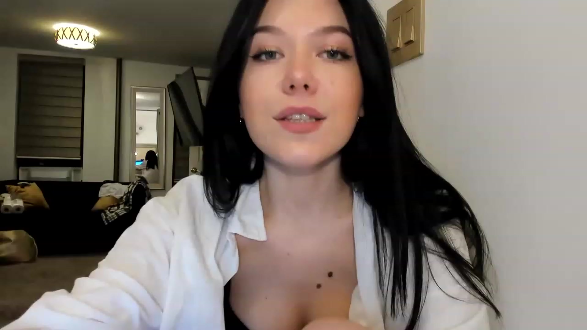 Gallery image thumbnail from Nancy_Morris's myfreecams stream on, 02/23/2023, 01:26 image 10 of 20