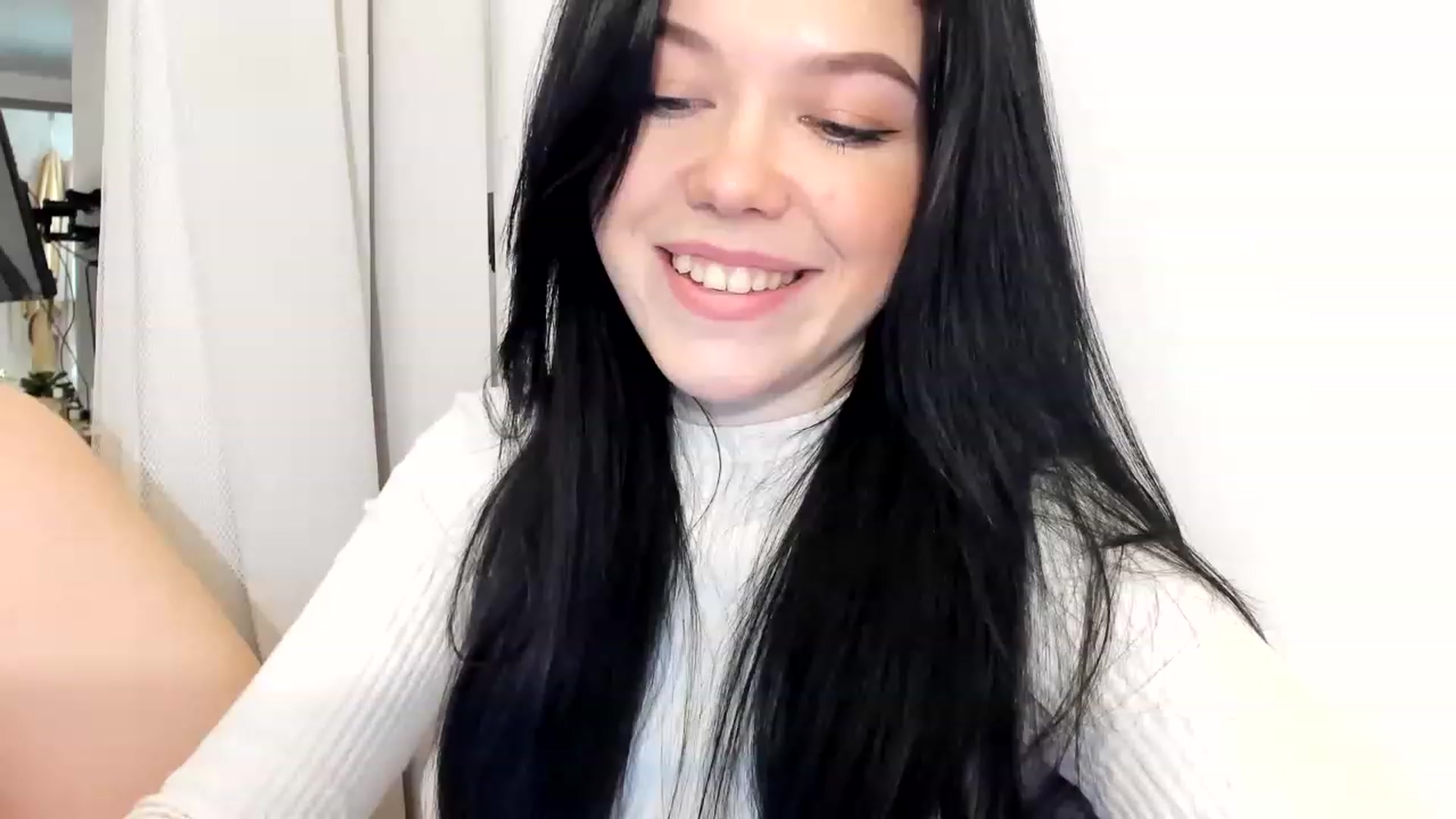 Gallery image thumbnail from Nancy_Morris's myfreecams stream on, 02/24/2023, 24:06 image 11 of 20