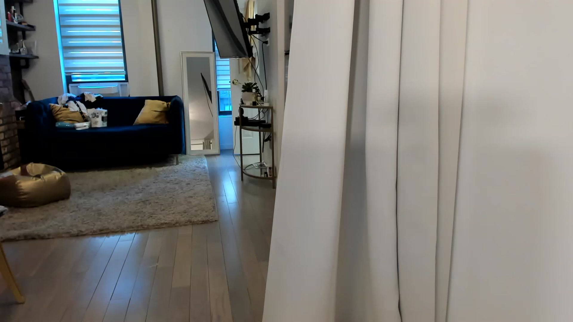 Gallery image thumbnail from Nancy_Morris's myfreecams stream on, 02/24/2023, 21:54 image 13 of 20