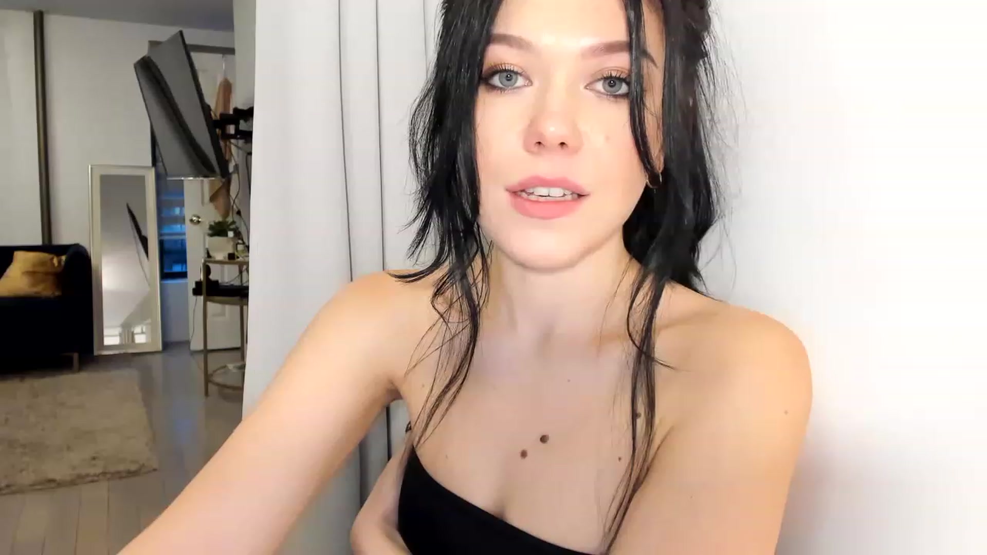 Gallery image thumbnail from Nancy_Morris's myfreecams stream on, 02/25/2023, 23:16 image 12 of 20