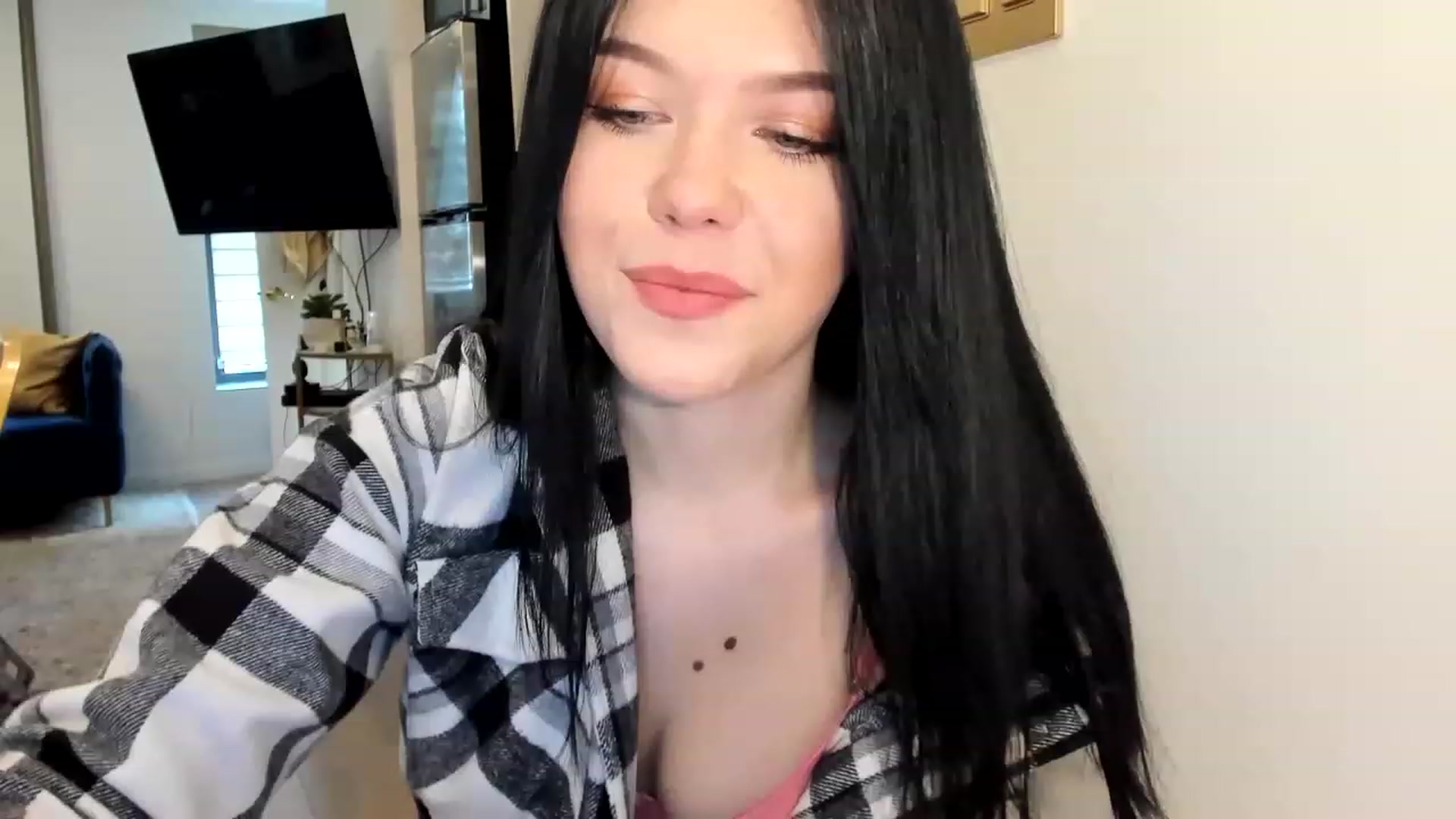 Gallery image thumbnail from Nancy_Morris's myfreecams stream on, 02/27/2023, 20:04 image 13 of 20