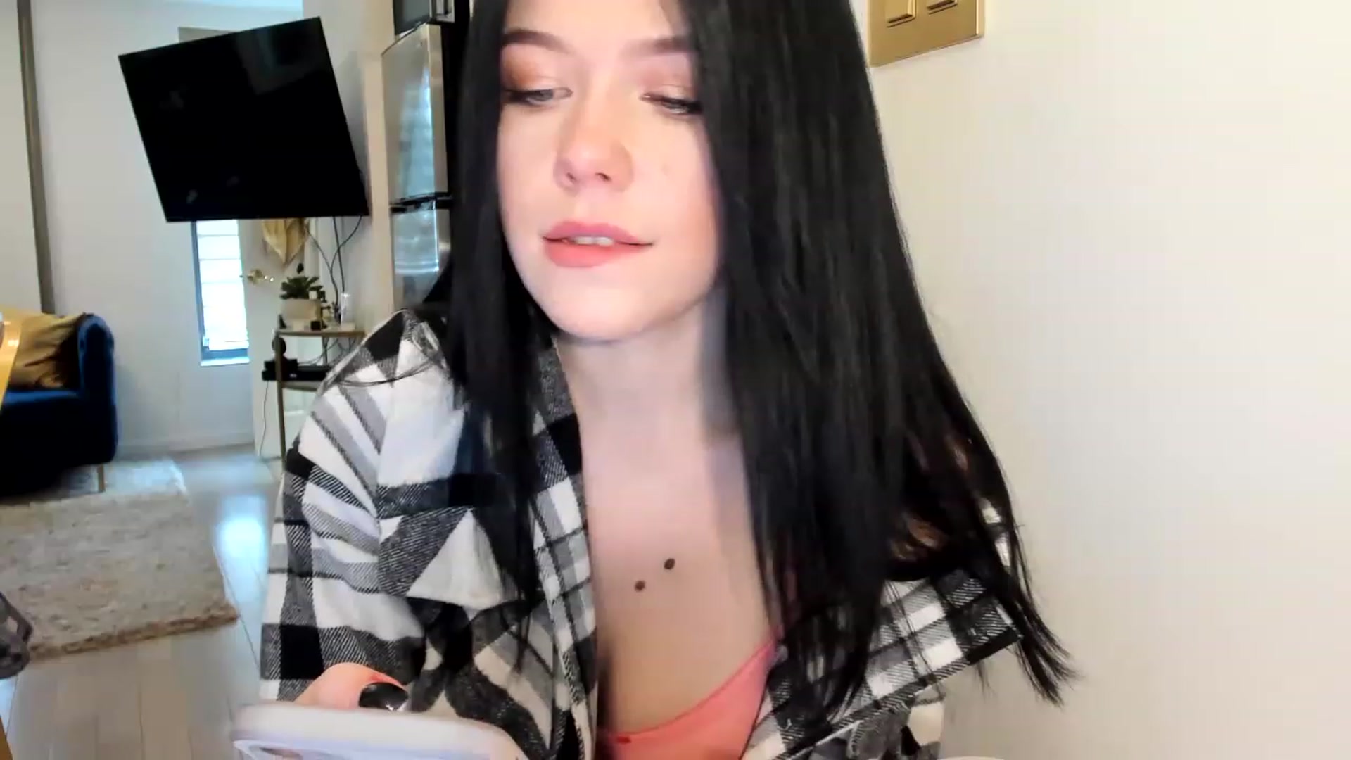 Gallery image thumbnail from Nancy_Morris's myfreecams stream on, 02/27/2023, 20:04 image 9 of 20