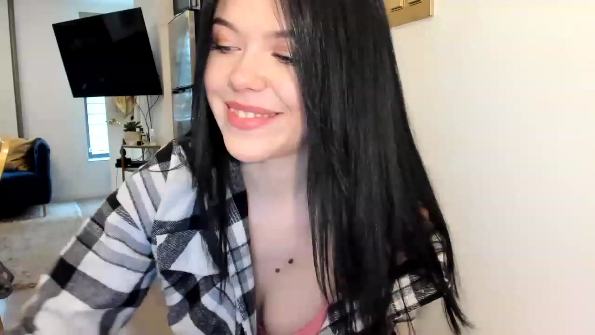Gallery image thumbnail from Nancy_Morris's myfreecams stream on, 02/27/2023, 20:04 image 10 of 20