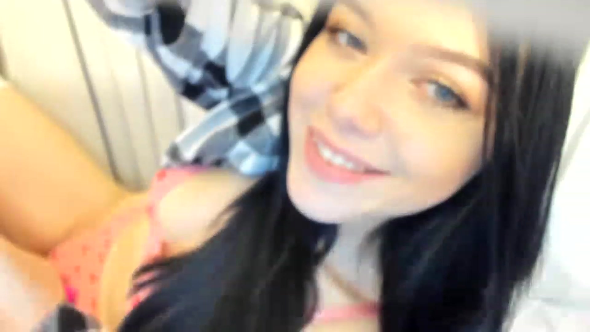 Gallery image thumbnail from Nancy_Morris's myfreecams stream on, 02/27/2023, 23:42 image 9 of 20