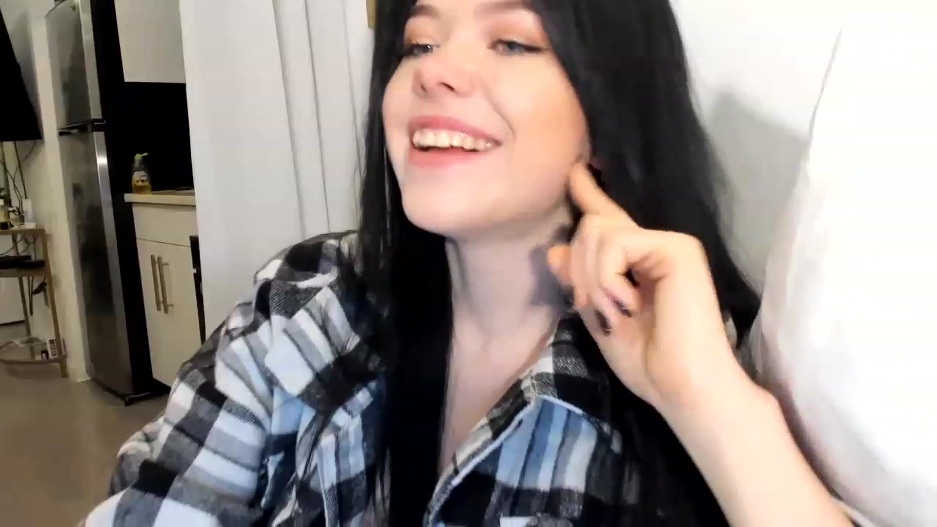 Gallery image thumbnail from Nancy_Morris's myfreecams stream on, 02/28/2023, 01:13 image 20 of 20