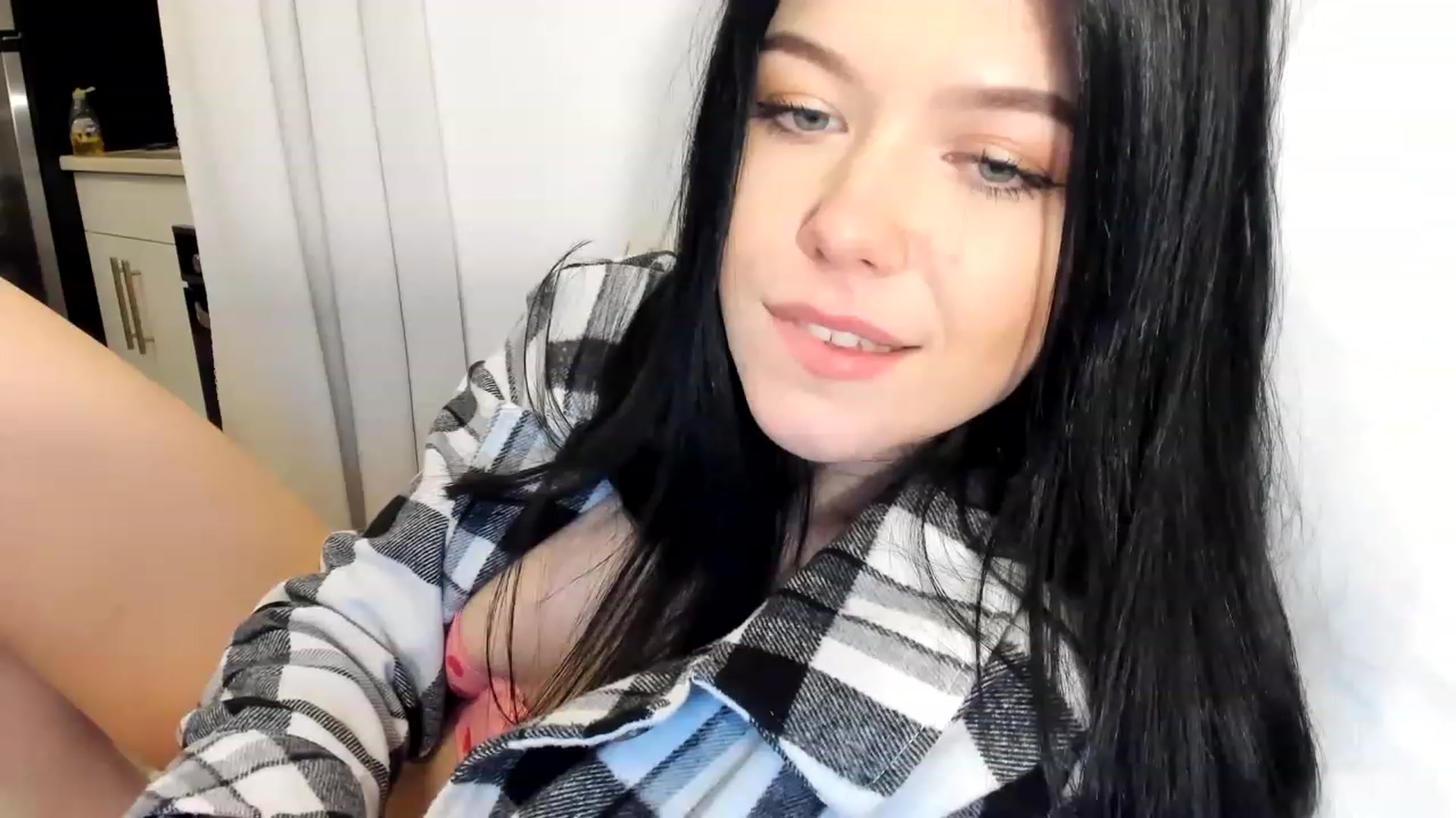 Gallery image thumbnail from Nancy_Morris's myfreecams stream on, 02/28/2023, 01:13 image 7 of 20