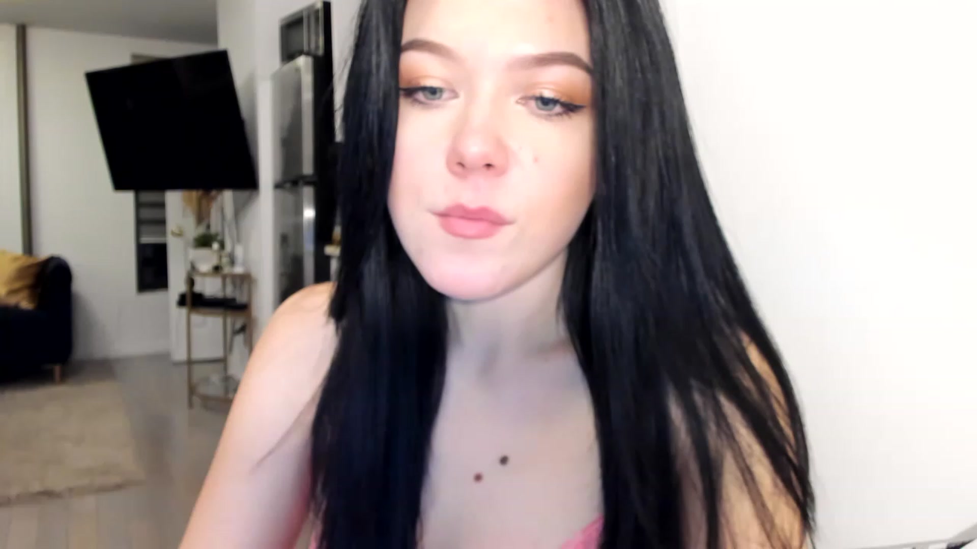 Gallery image thumbnail from Nancy_Morris's myfreecams stream on, 02/28/2023, 03:38 image 18 of 20