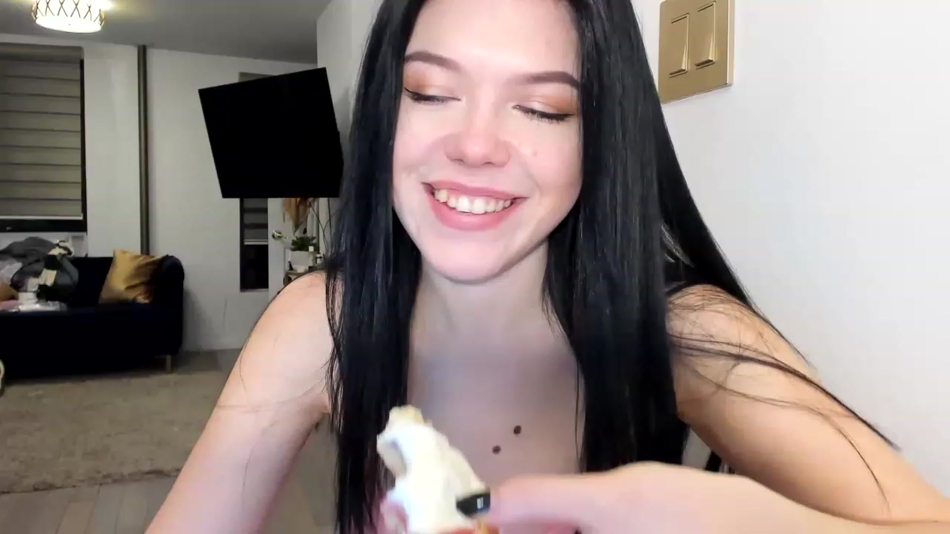 Gallery image thumbnail from Nancy_Morris's myfreecams stream on, 02/28/2023, 03:38 image 6 of 20