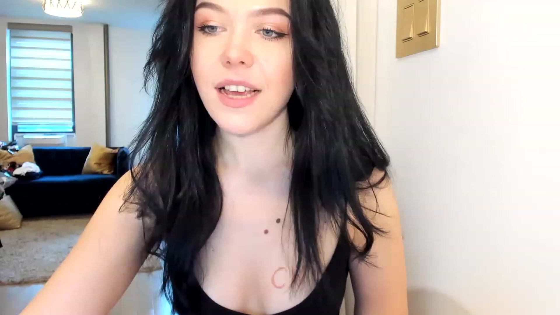 Gallery image thumbnail from Nancy_Morris's myfreecams stream on, 03/02/2023, 21:35 image 16 of 20