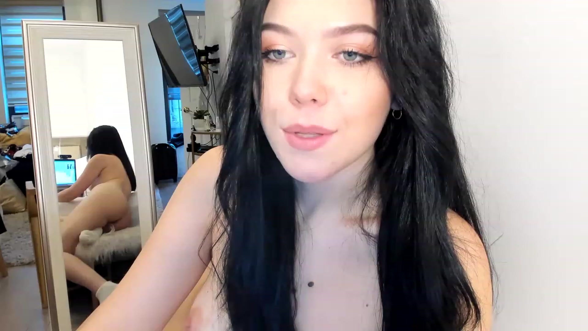Gallery image thumbnail from Nancy_Morris's myfreecams stream on, 03/02/2023, 22:21 image 16 of 20