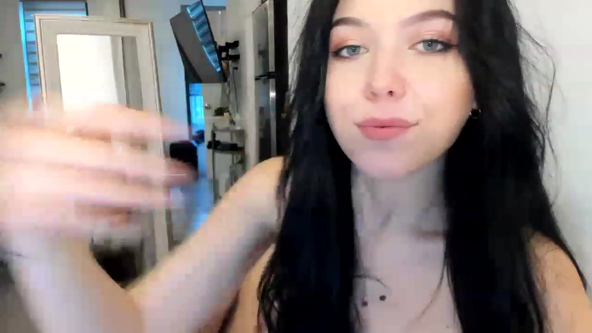 Gallery image thumbnail from Nancy_Morris's myfreecams stream on, 03/02/2023, 22:21 image 11 of 20