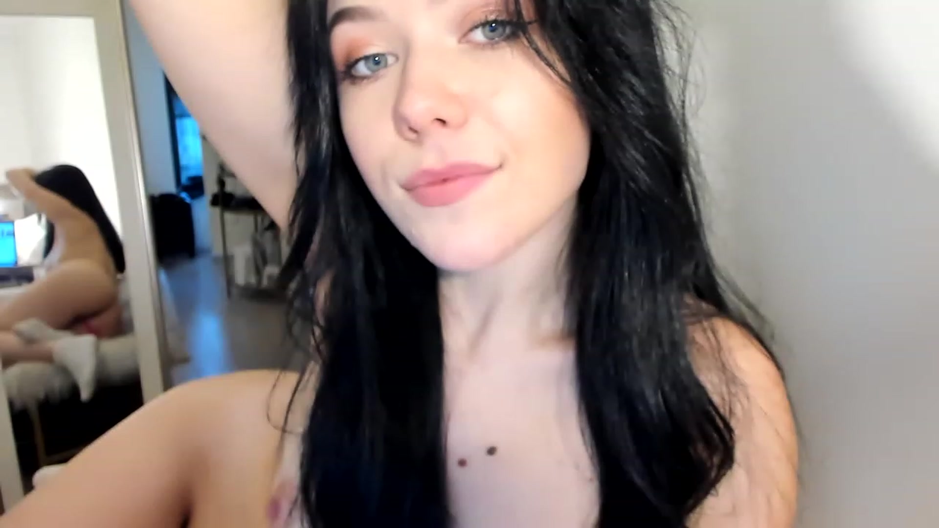 Gallery image thumbnail from Nancy_Morris's myfreecams stream on, 03/02/2023, 22:21 image 14 of 20