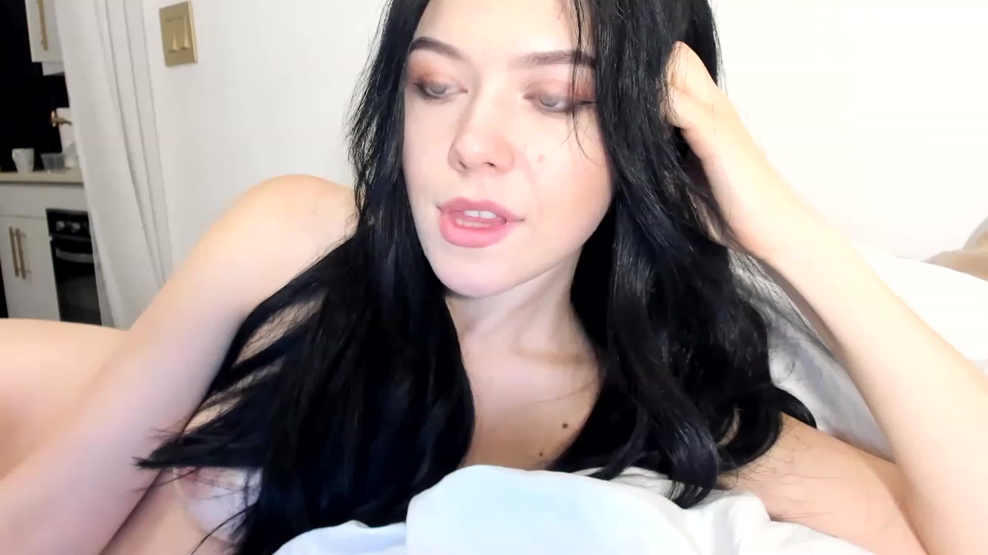 Gallery image thumbnail from Nancy_Morris's myfreecams stream on, 03/03/2023, 02:51 image 17 of 20