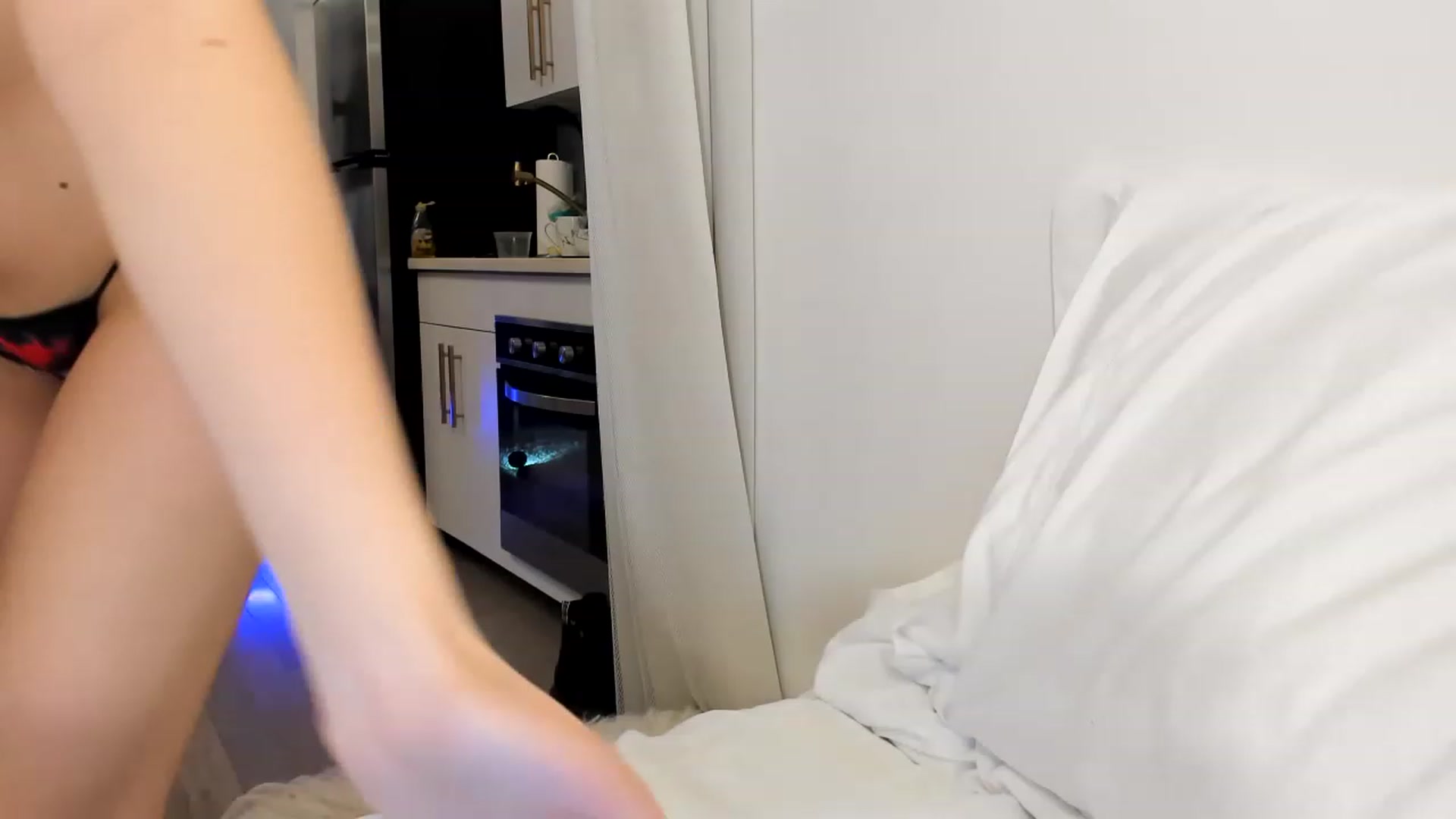 Gallery image thumbnail from Nancy_Morris's myfreecams stream on, 03/04/2023, 01:42 image 13 of 20