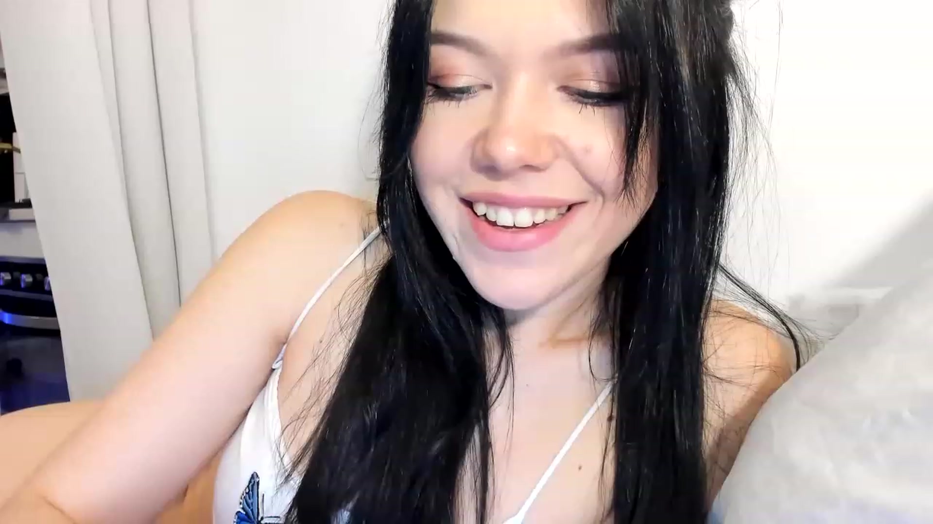Gallery image thumbnail from Nancy_Morris's myfreecams stream on, 03/04/2023, 22:46 image 15 of 20