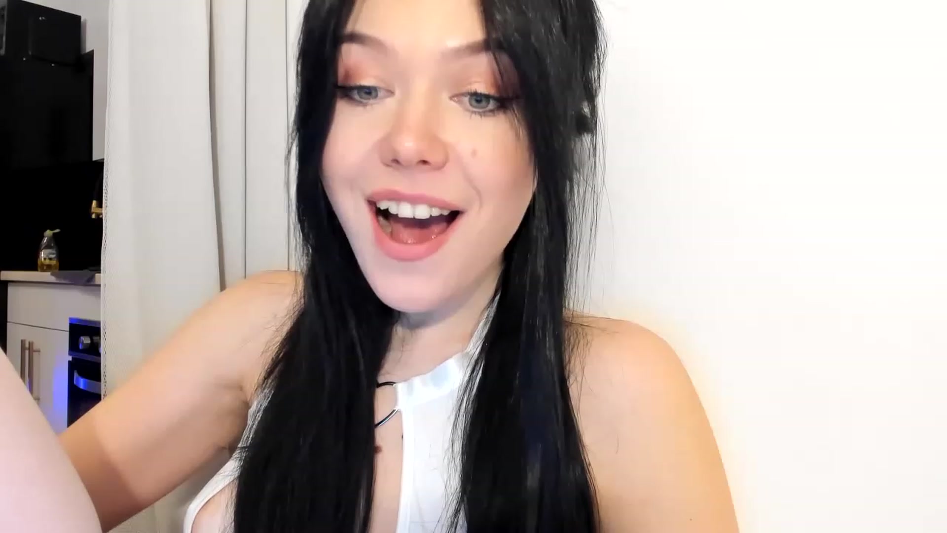 Gallery image thumbnail from Nancy_Morris's myfreecams stream on, 03/05/2023, 03:30 image 19 of 20