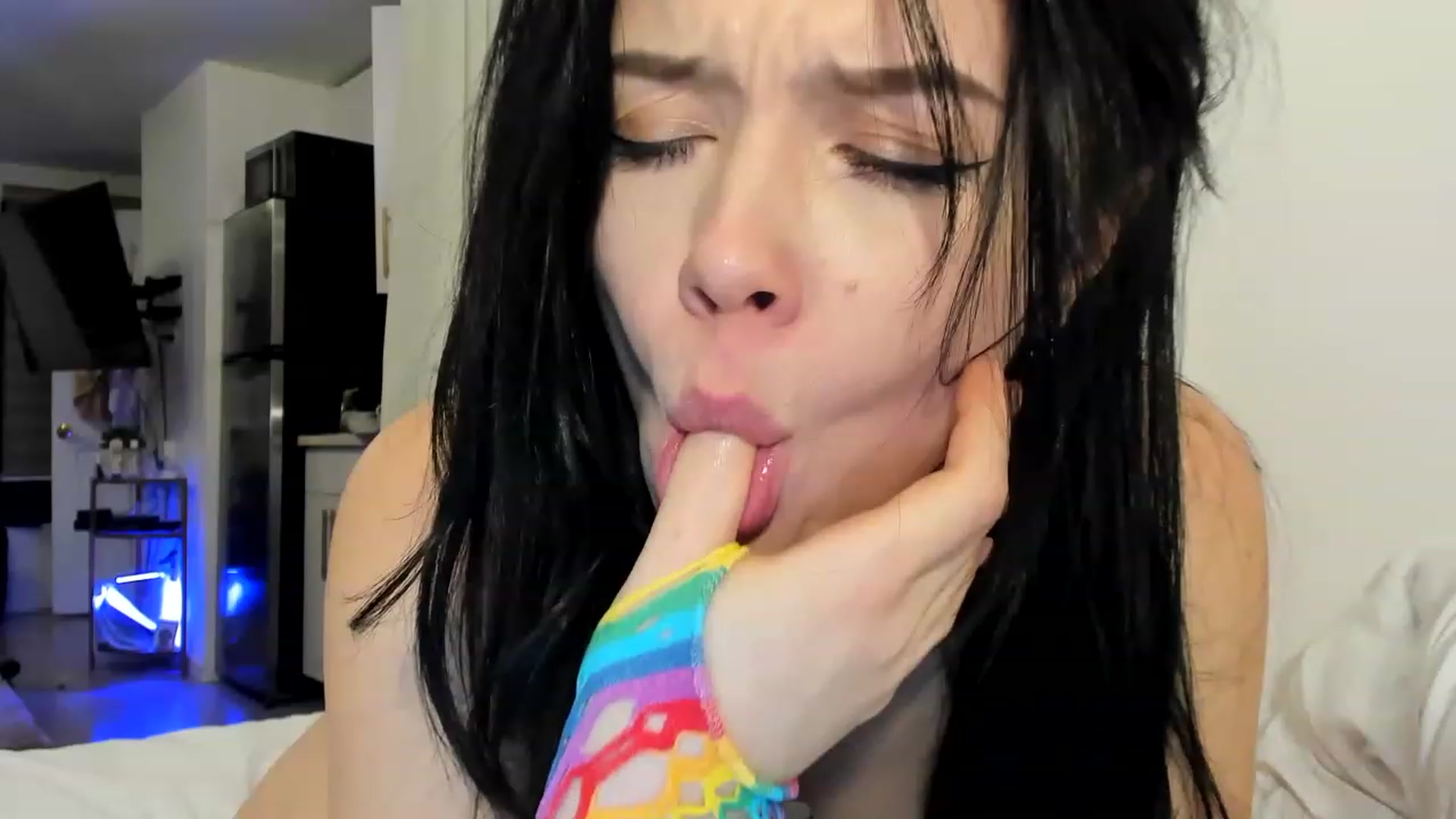 Gallery image thumbnail from Nancy_Morris's myfreecams stream on, 03/06/2023, 04:45 image 11 of 20