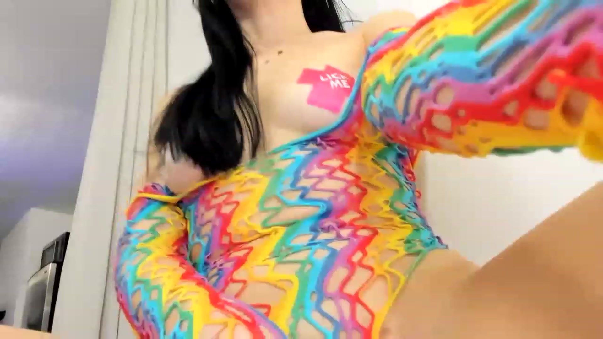 Gallery image thumbnail from Nancy_Morris's myfreecams stream on, 03/06/2023, 04:45 image 10 of 20
