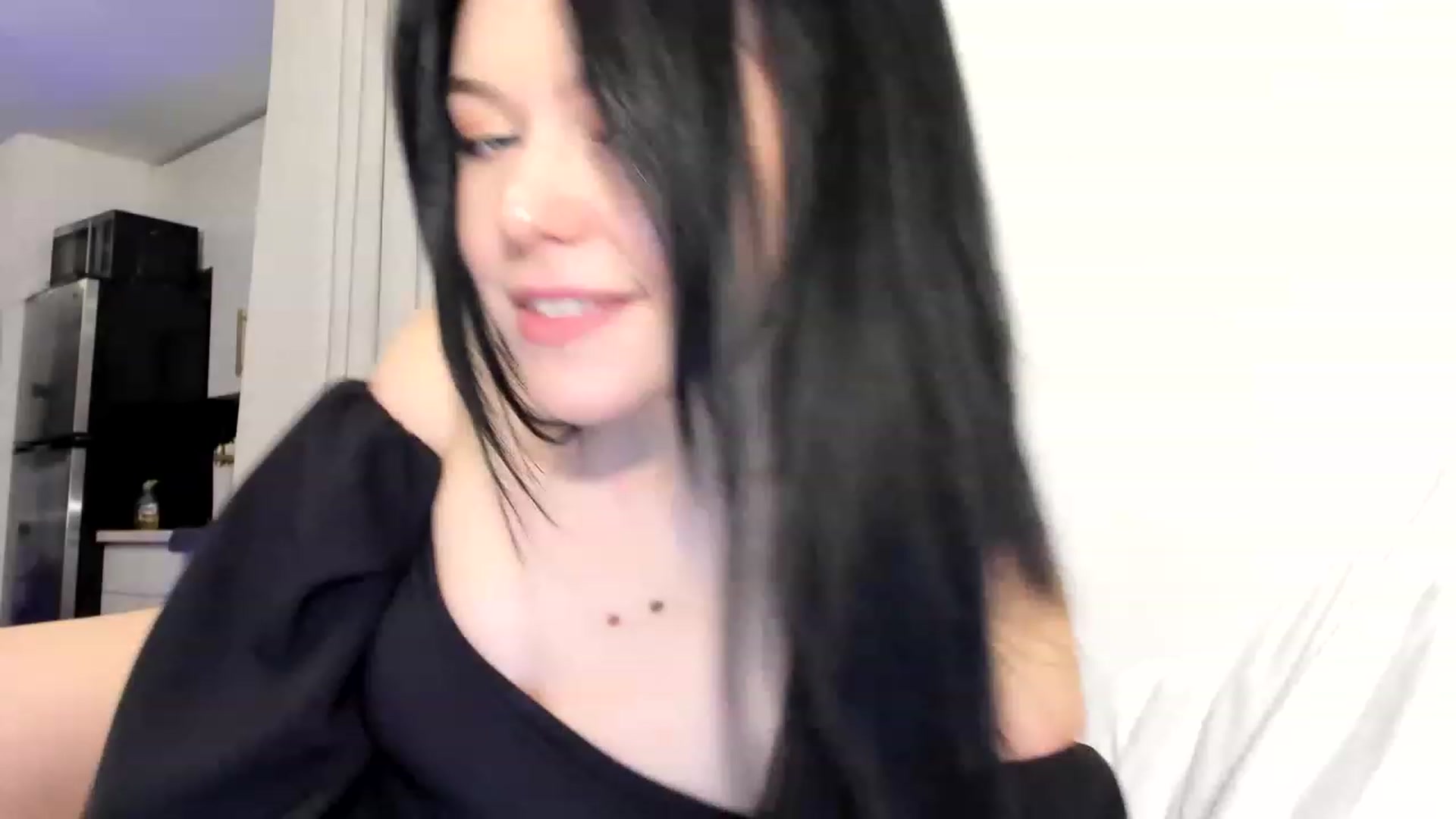 Gallery image thumbnail from Nancy_Morris's myfreecams stream on, 03/08/2023, 23:22 image 2 of 20