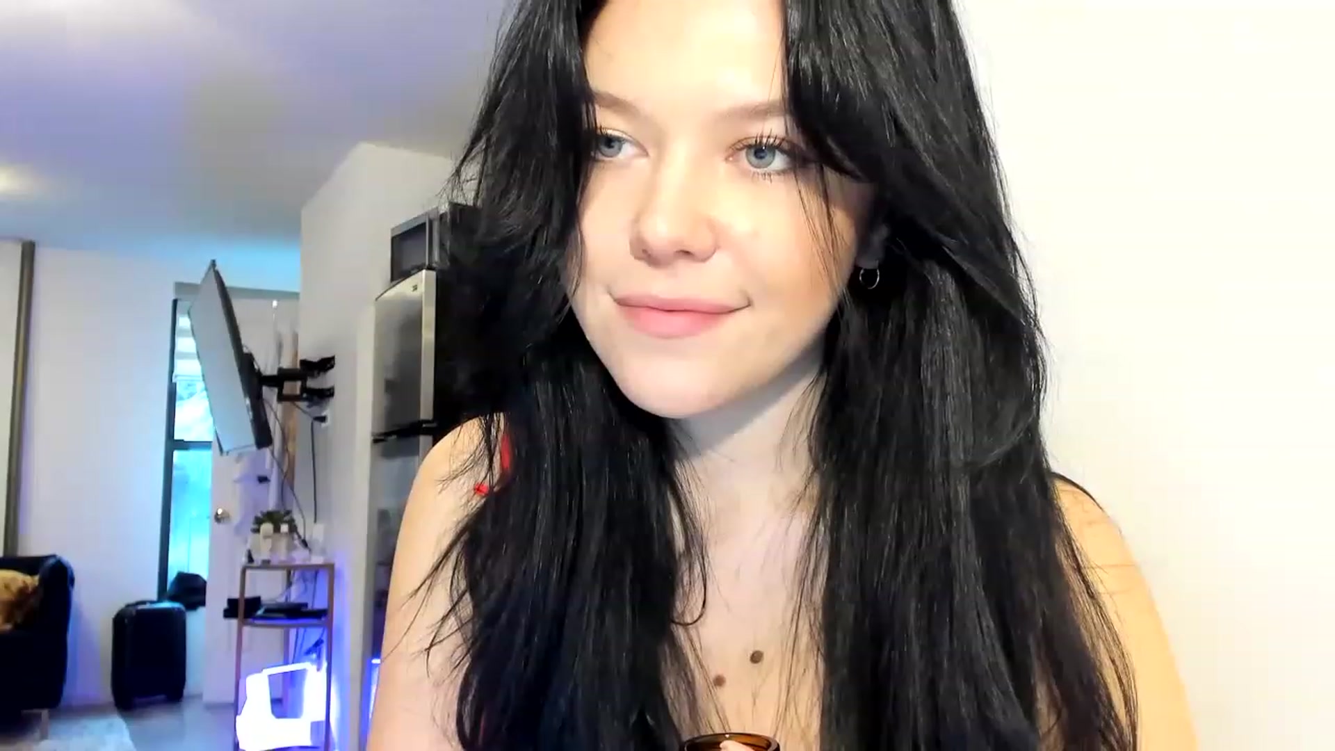 Gallery image thumbnail from Nancy_Morris's myfreecams stream on, 03/12/2023, 21:25 image 17 of 20