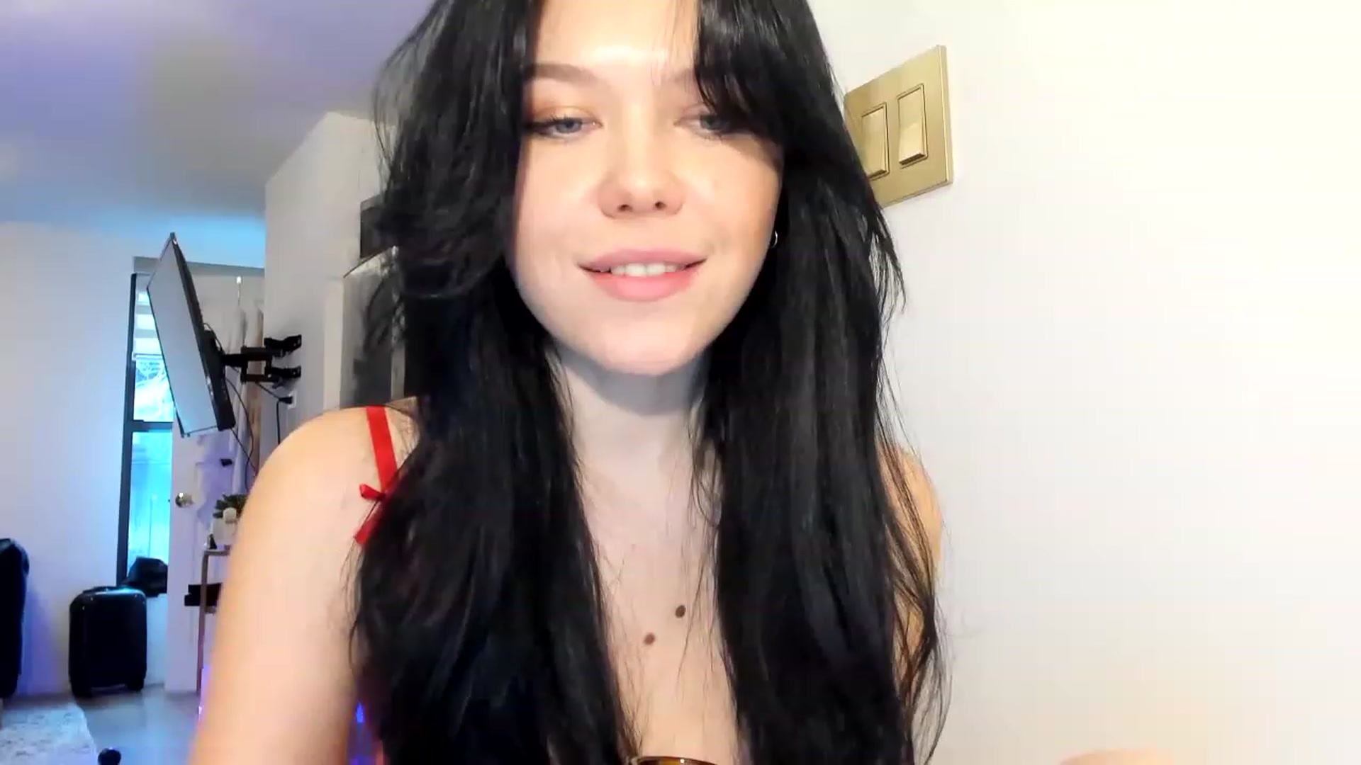 Gallery image thumbnail from Nancy_Morris's myfreecams stream on, 03/12/2023, 21:25 image 18 of 20