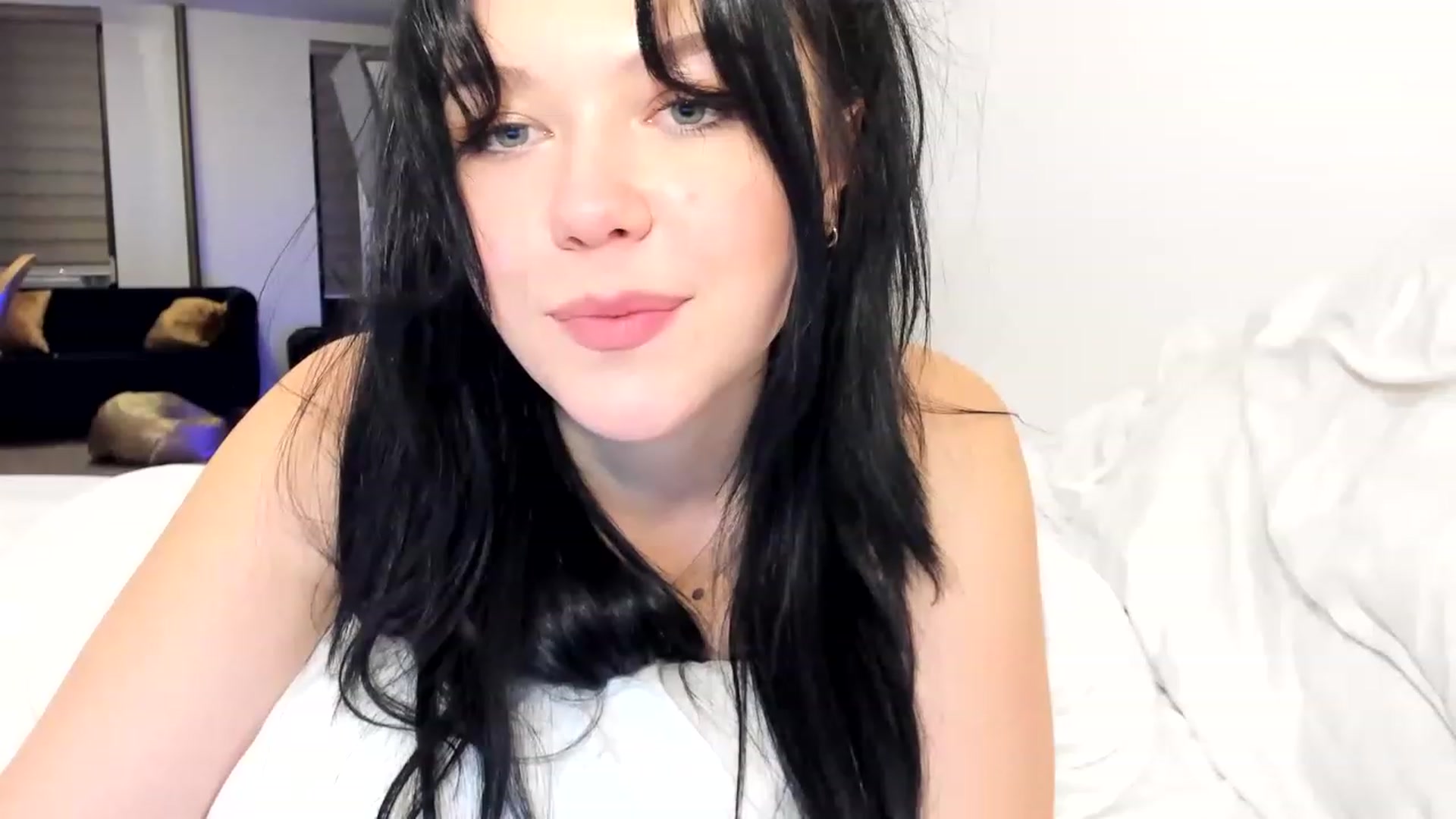 Gallery image thumbnail from Nancy_Morris's myfreecams stream on, 03/13/2023, 02:15 image 5 of 20