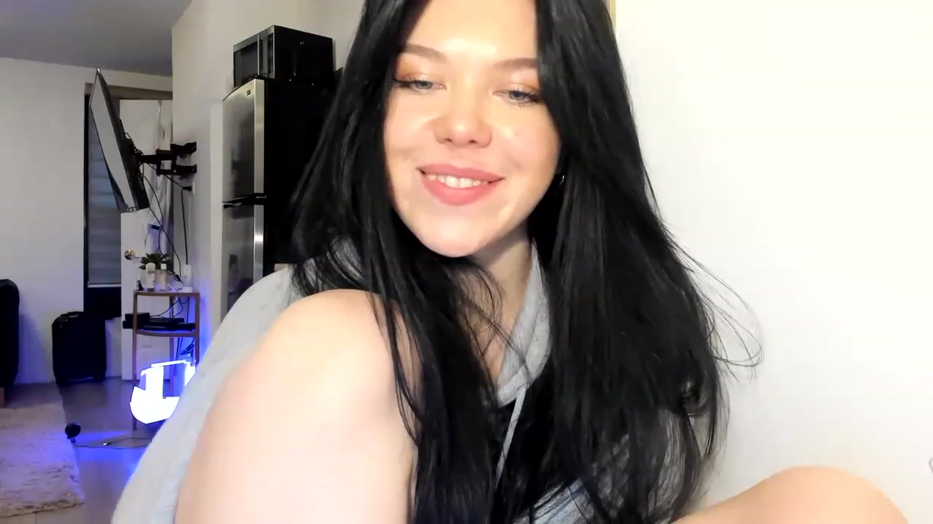 Gallery image thumbnail from Nancy_Morris's myfreecams stream on, 03/13/2023, 23:11 image 19 of 20
