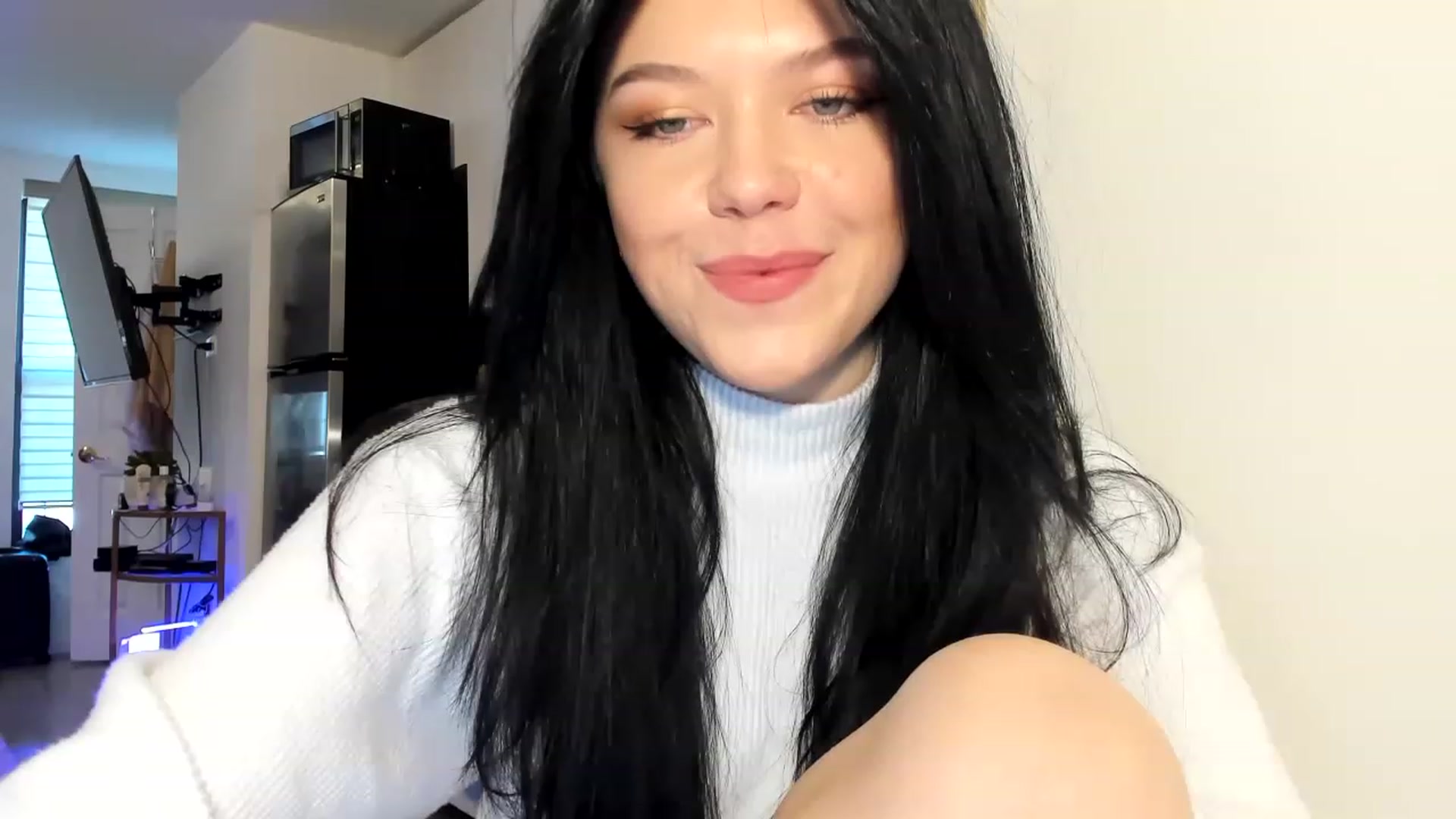 Gallery image thumbnail from Nancy_Morris's myfreecams stream on, 03/15/2023, 19:42 image 6 of 20